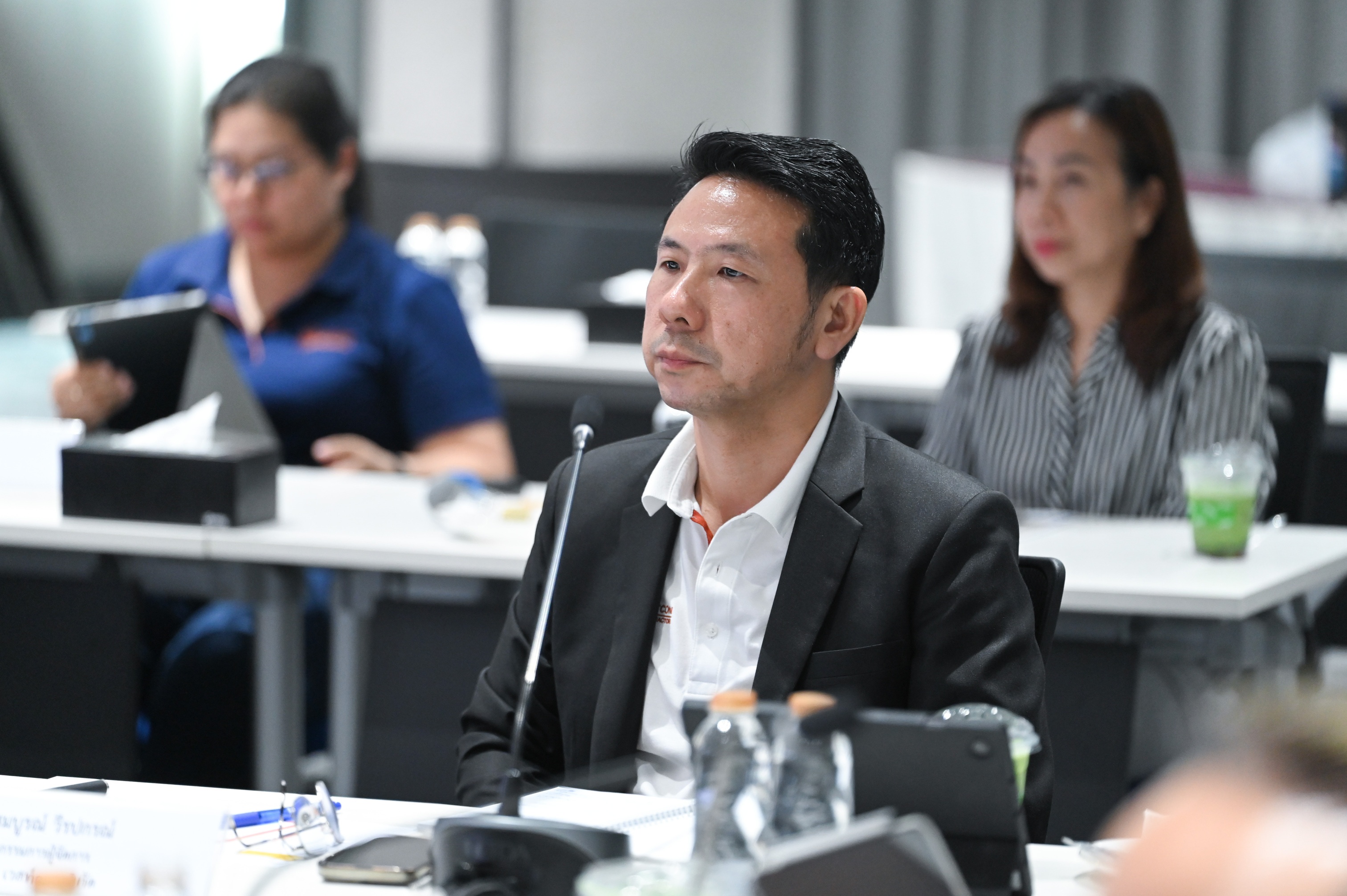 FOCUS GROUP 68 (3)_0.jpg